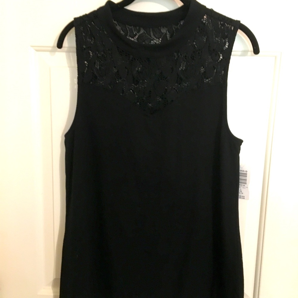 Torrid lace top tank NWT